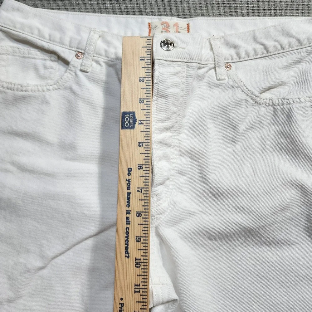 We The Free Free People White Distressed Raw Hem‎ Button Fly Jeans Size 31